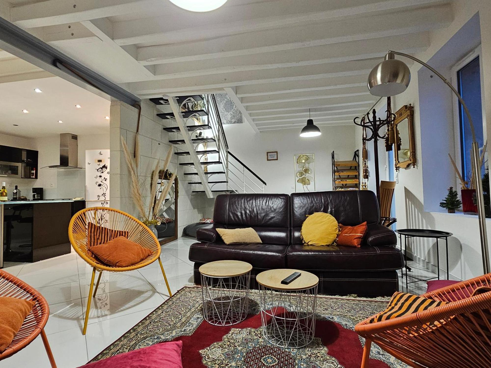 Comme A La Maison Couffy Bagian luar foto